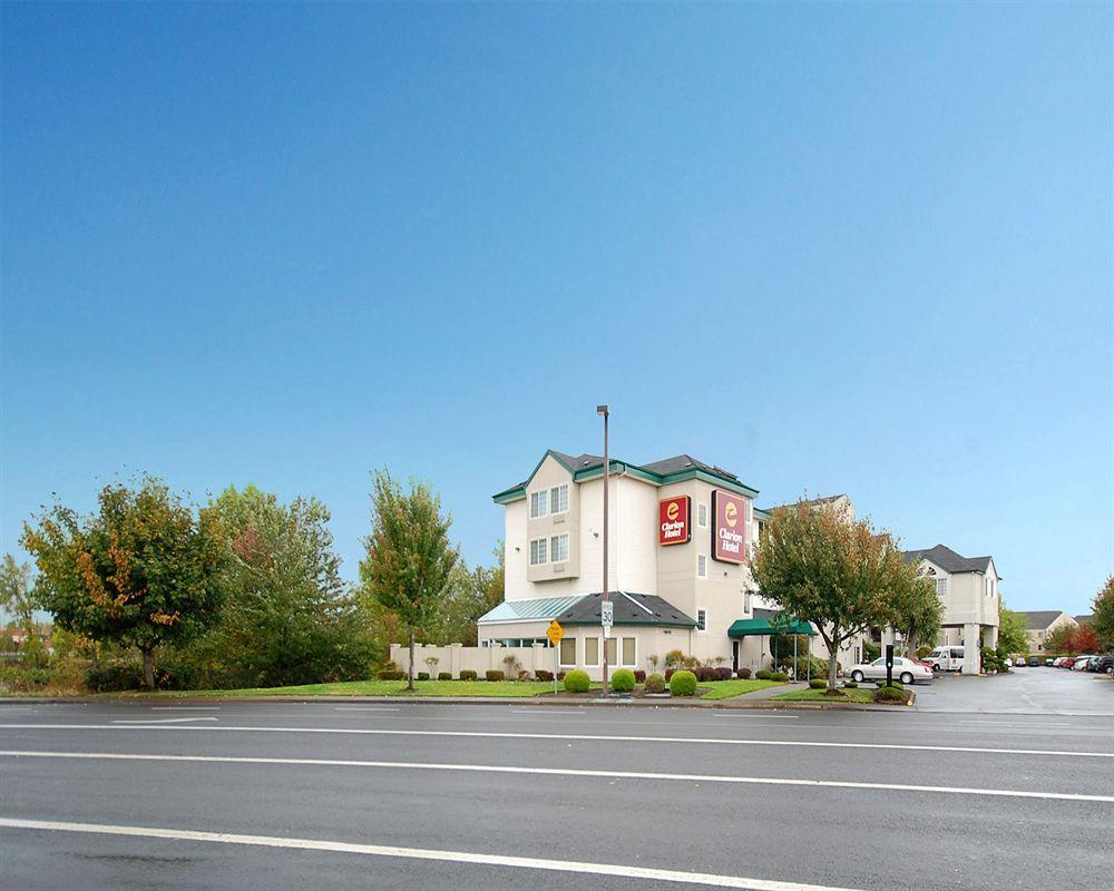 Clarion Hotel Portland International Airport Екстер'єр фото