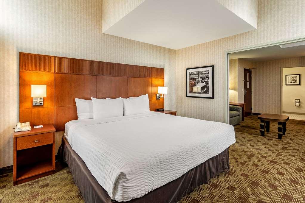 Clarion Hotel Portland International Airport Номер фото
