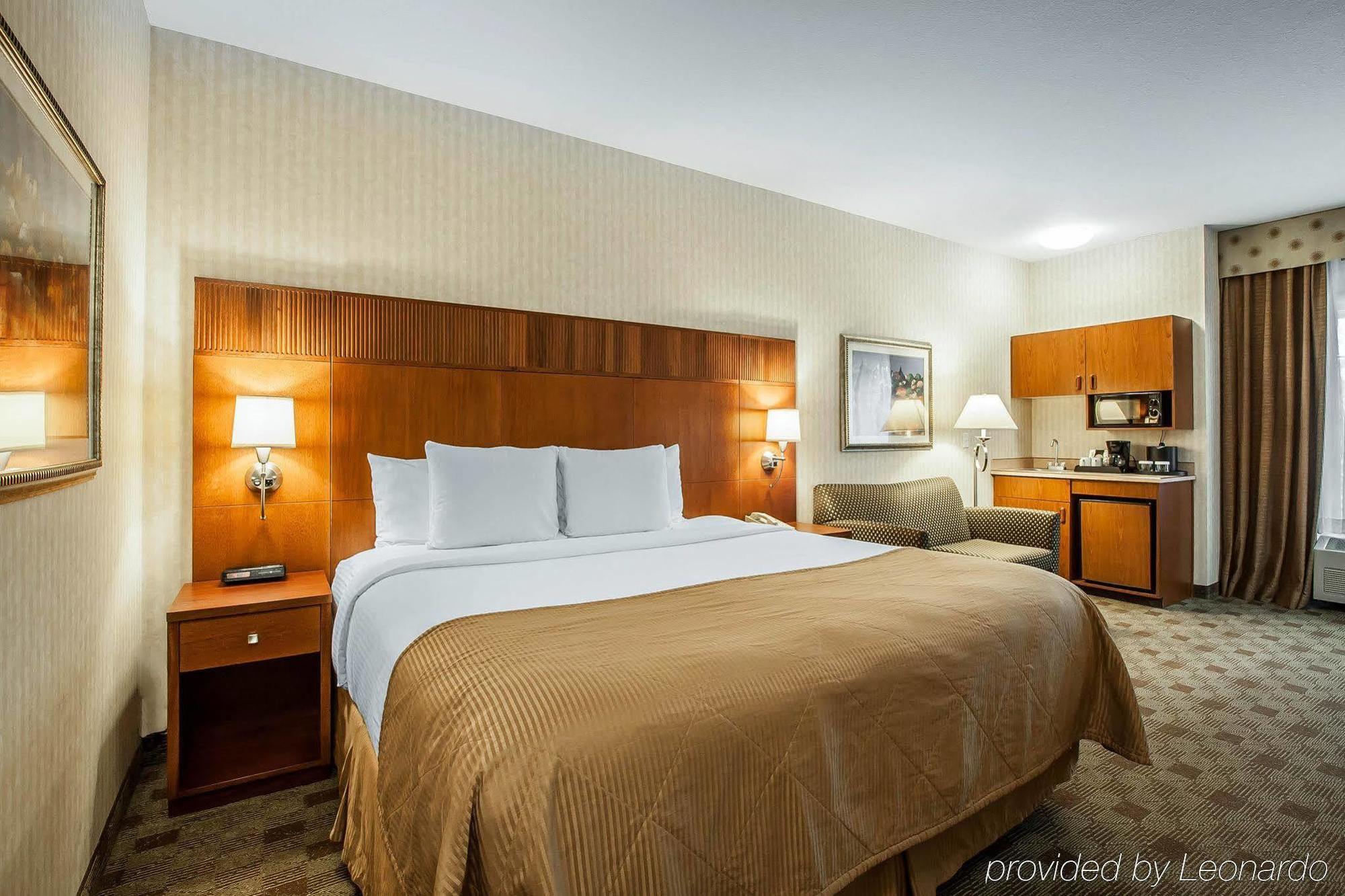Clarion Hotel Portland International Airport Екстер'єр фото