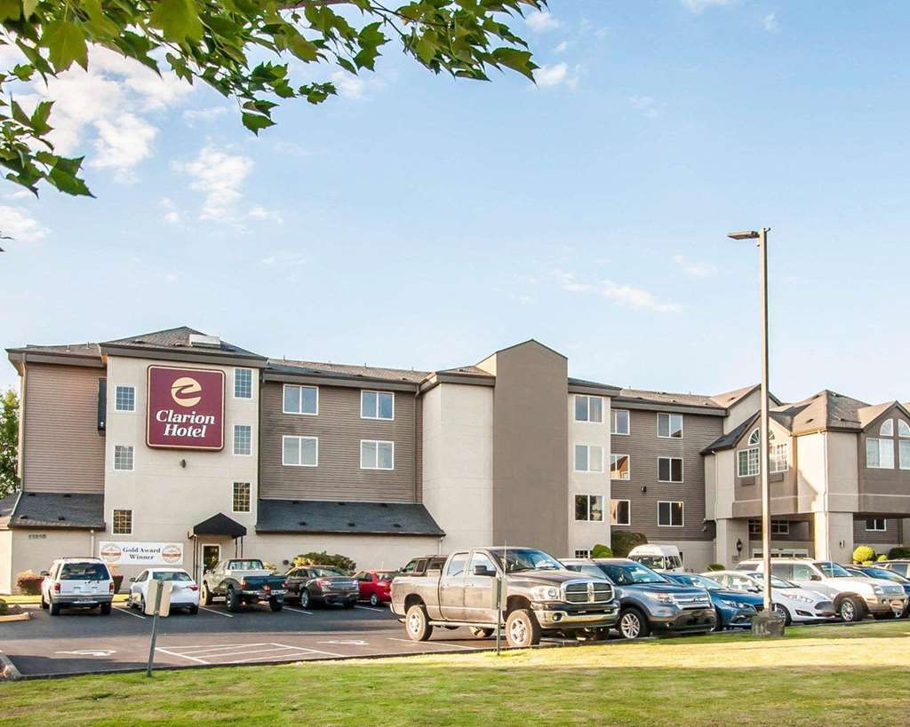 Clarion Hotel Portland International Airport Екстер'єр фото
